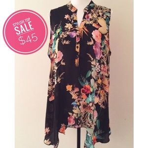🌺NWOT Spense Woman Black Floral Tunic
